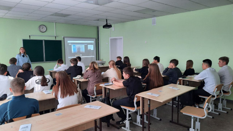 Правовой десант! Профилактика экстремизма и терроризма среди обучающихся старших классов общеобразовательных учреждениях Чунского округа. .